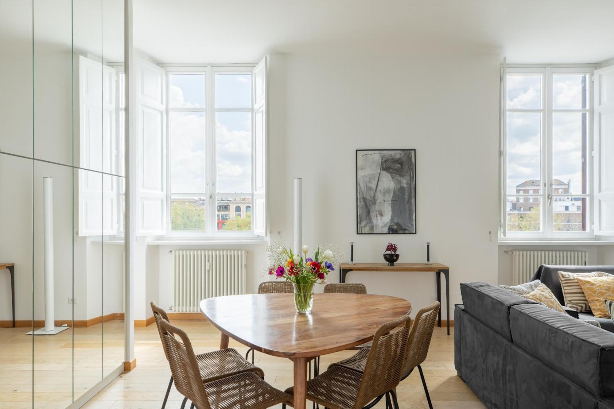Apartment Iflat Contemporary Elegant Skyline In Rome