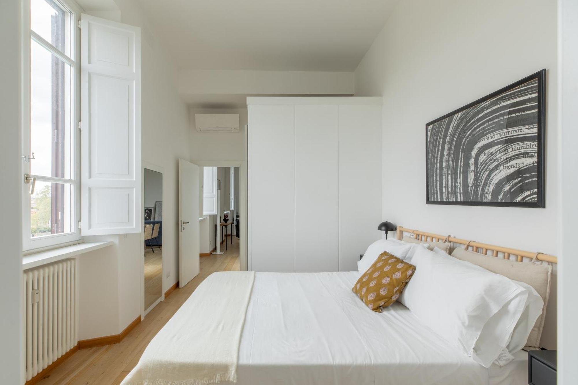 Iflat Contemporary Elegant Skyline In *