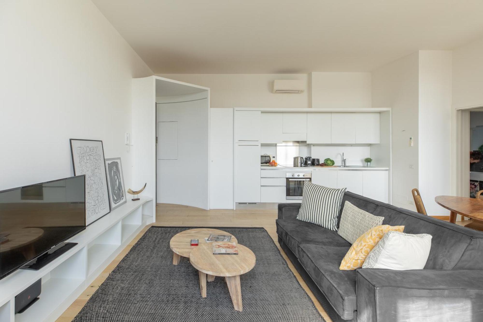 Apartment Iflat Contemporary Elegant Skyline In Rome